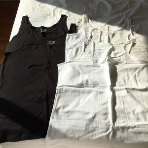 NWOTLot Of 5 Time and Tru Tanks Blk/Wht Size 2X/XL